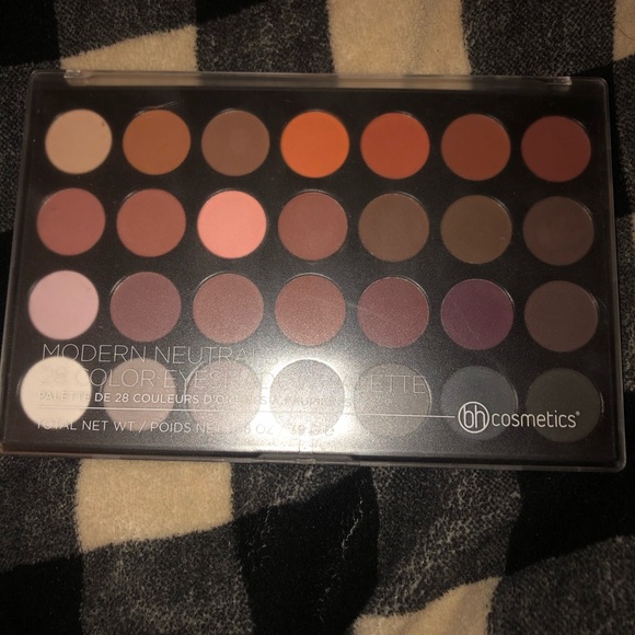 bh cosmetics eyeshadow pallet - Picture 2 of 2